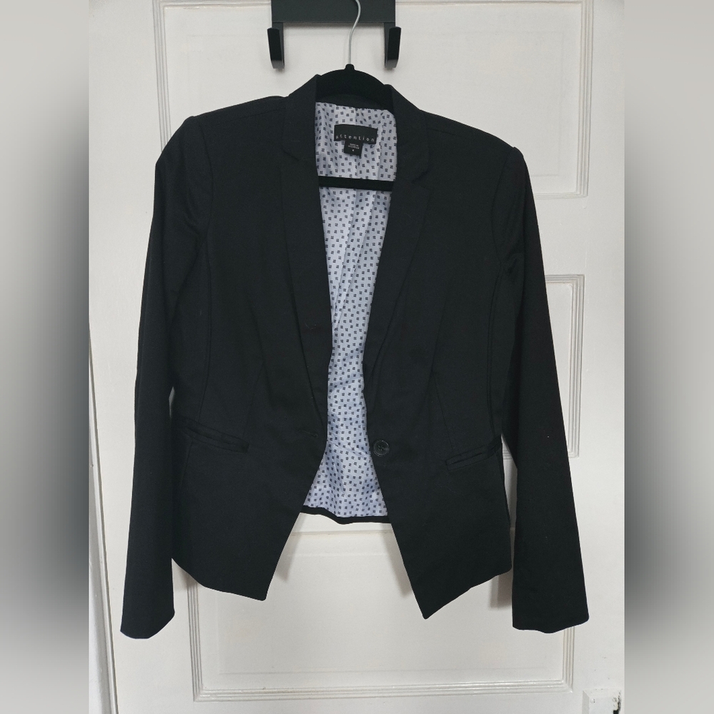 attention Women's Black Career Blazer - size US 8